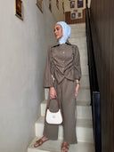 Taupe set