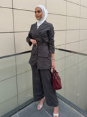 Dark gray set