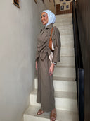 Taupe set